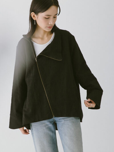 High Collar Quilted linen - cotton Asymmetric Zip Jacket