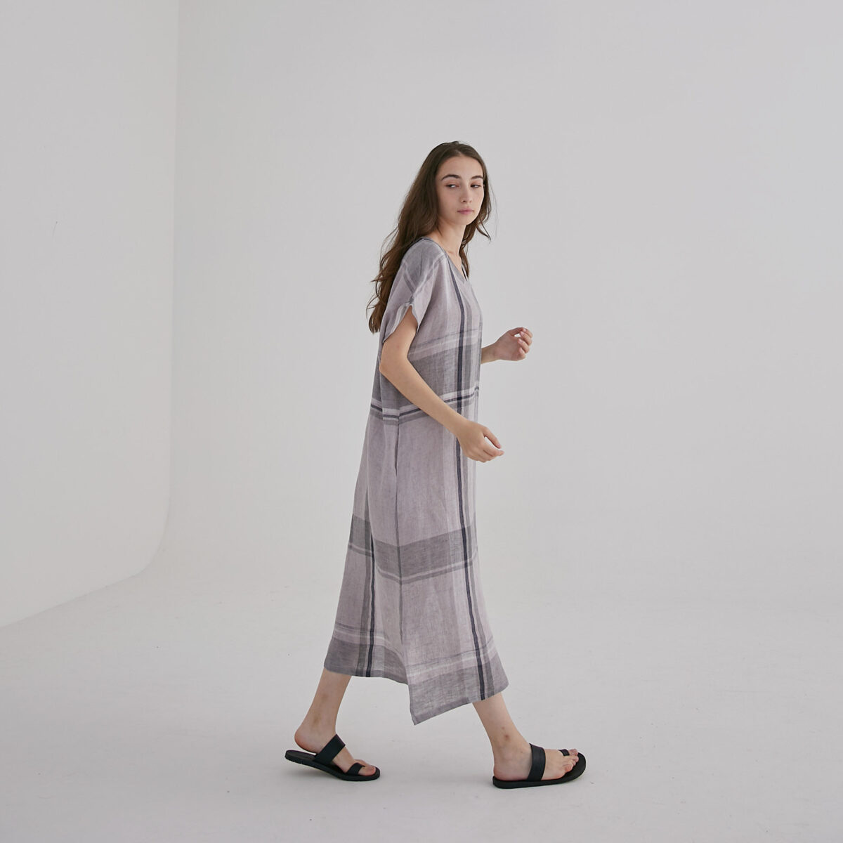 Everyday Linen Dress – Check - Image 3