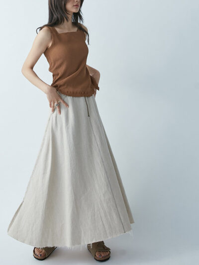 Asymmetric Raw-Edge Skirt – Oat