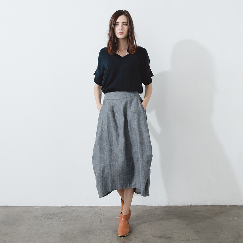 Wide-Sleeve V-Neck Top – Navy - Image 6