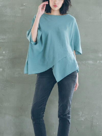 Minimal Wool Cape – Light Green