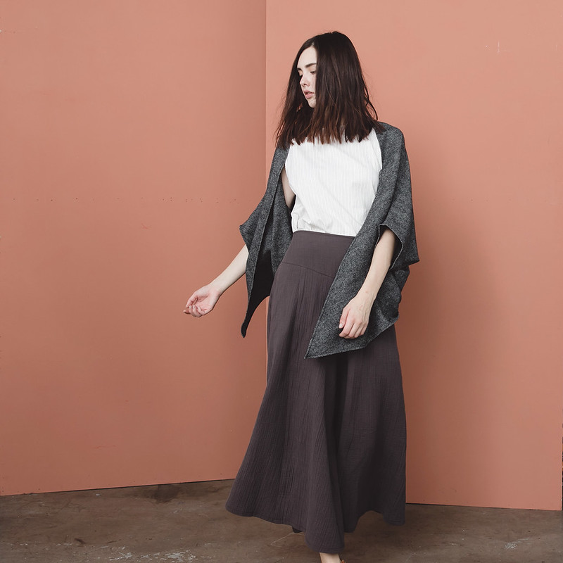 Convertible Cape - Herringbone - Image 5