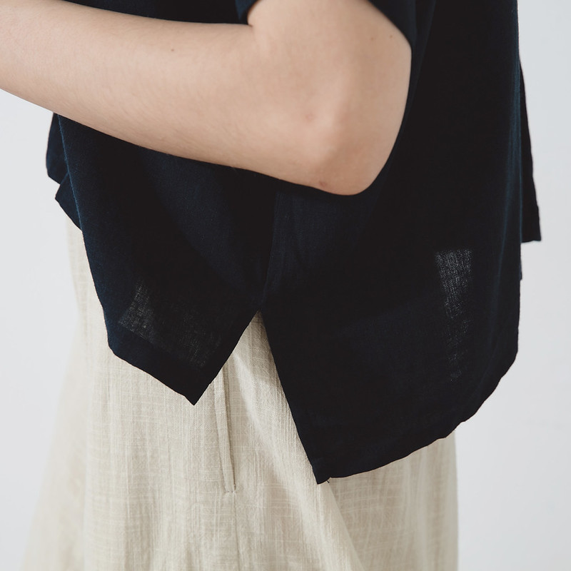 Wide-Sleeve V-Neck Top – Navy - Image 4