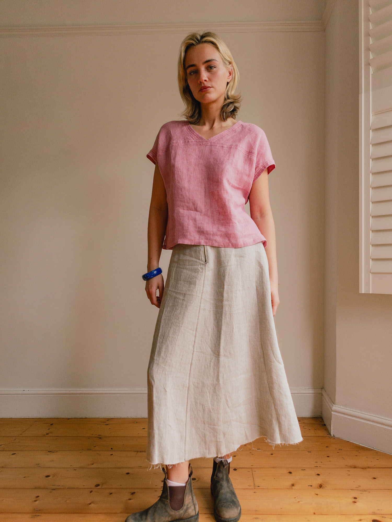 Topstitched V-Neck Cap-Sleeve Top – Pink - Image 9