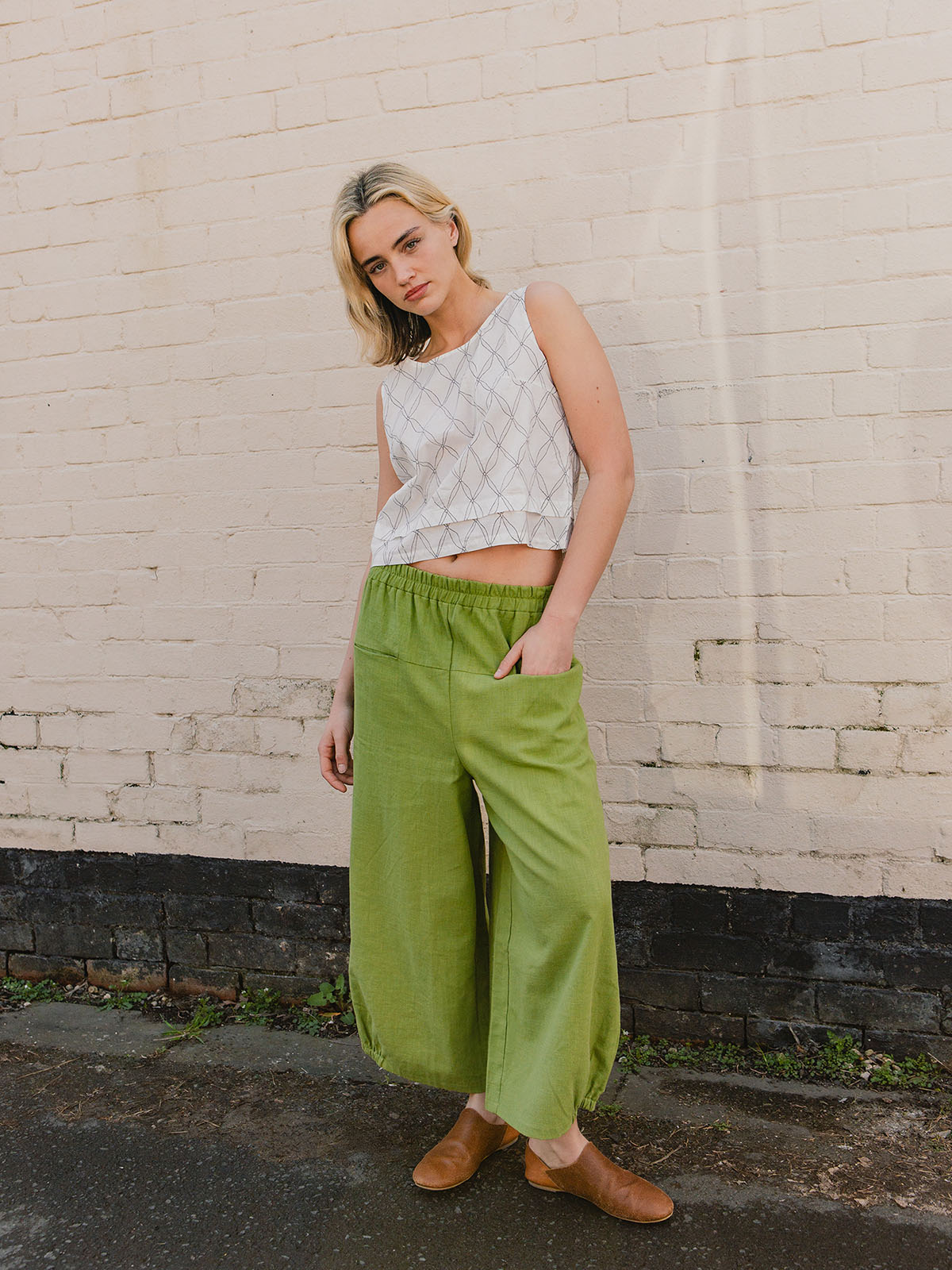 Gathered Cuffs Trousers - Olive - Image 3