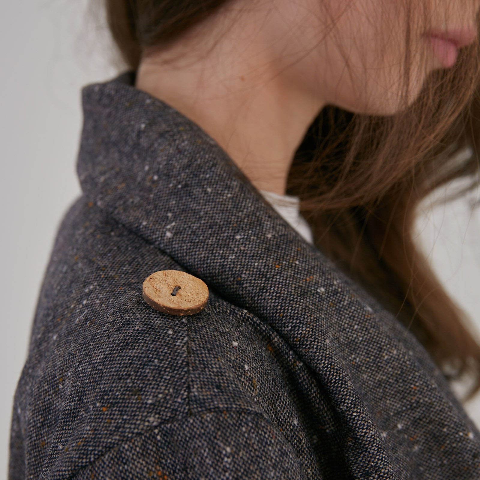 Wrap‑Collar Wool Coat - Dark Grey - Image 7