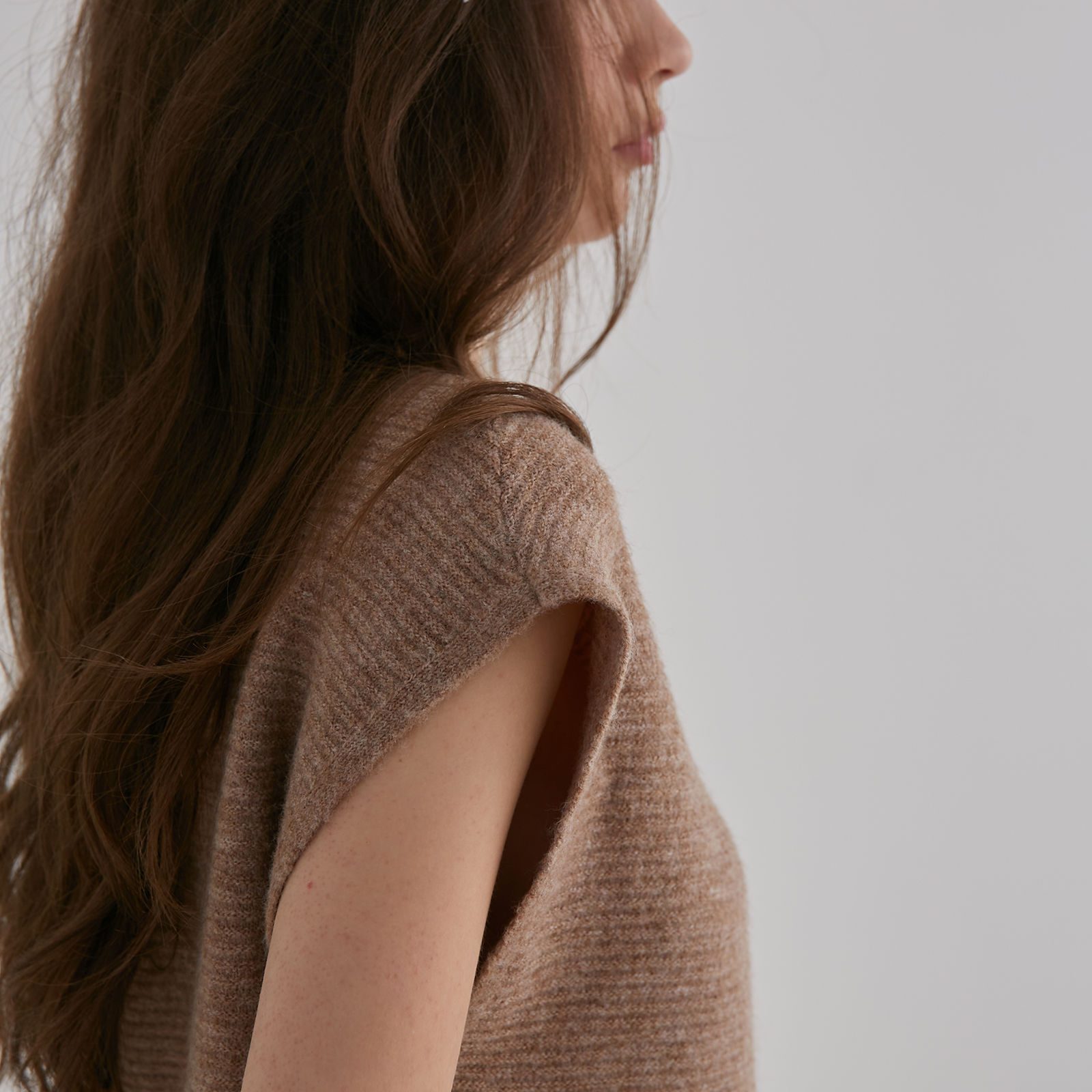 Wool Short-Sleeve pullover – Nude - Image 6
