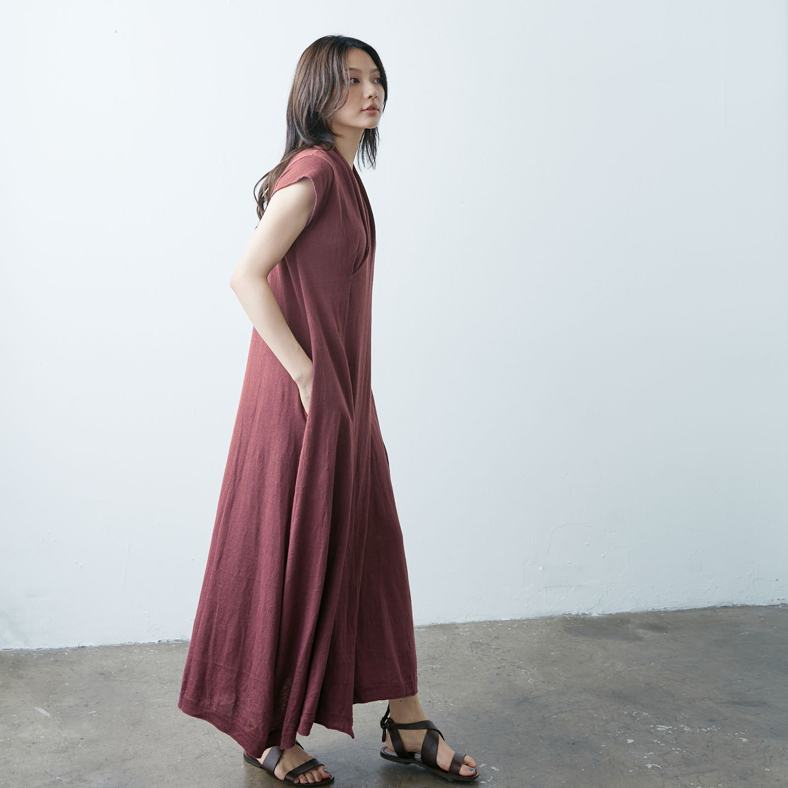 Crossover V-neck Knit Dress – Morocco Red - Image 4