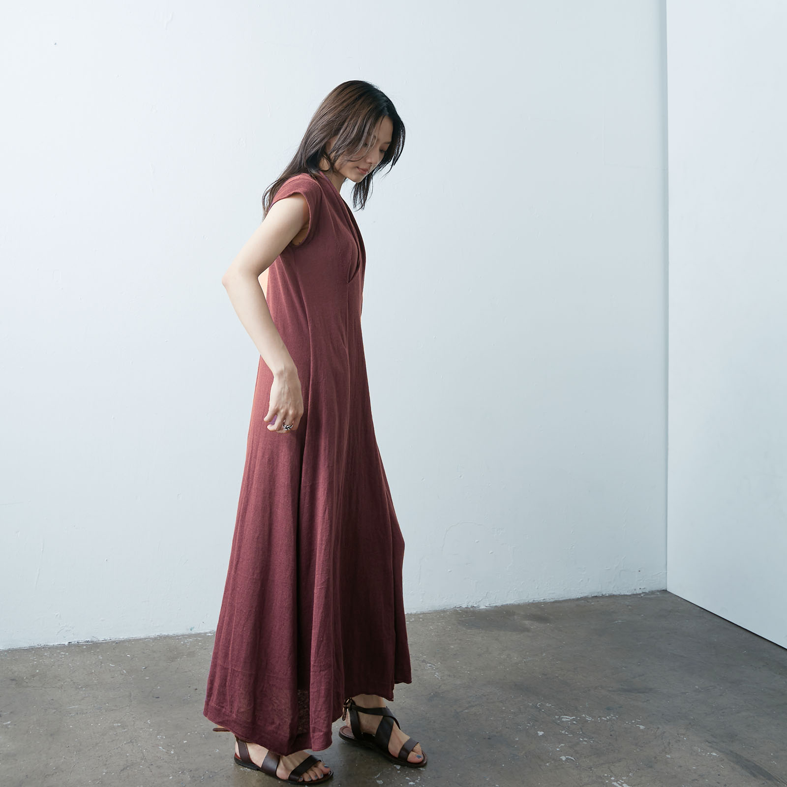 Crossover V-neck Knit Dress – Morocco Red - Image 5