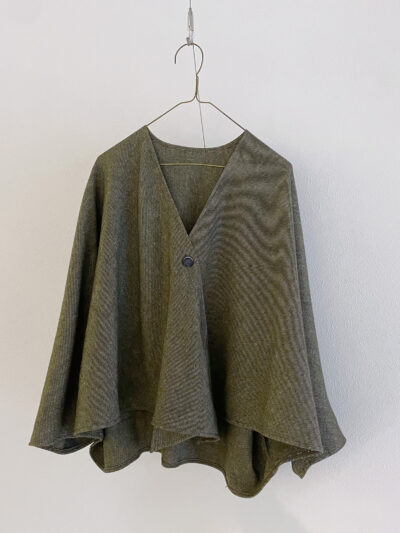 Reversible wool wrap top – Deep Olive