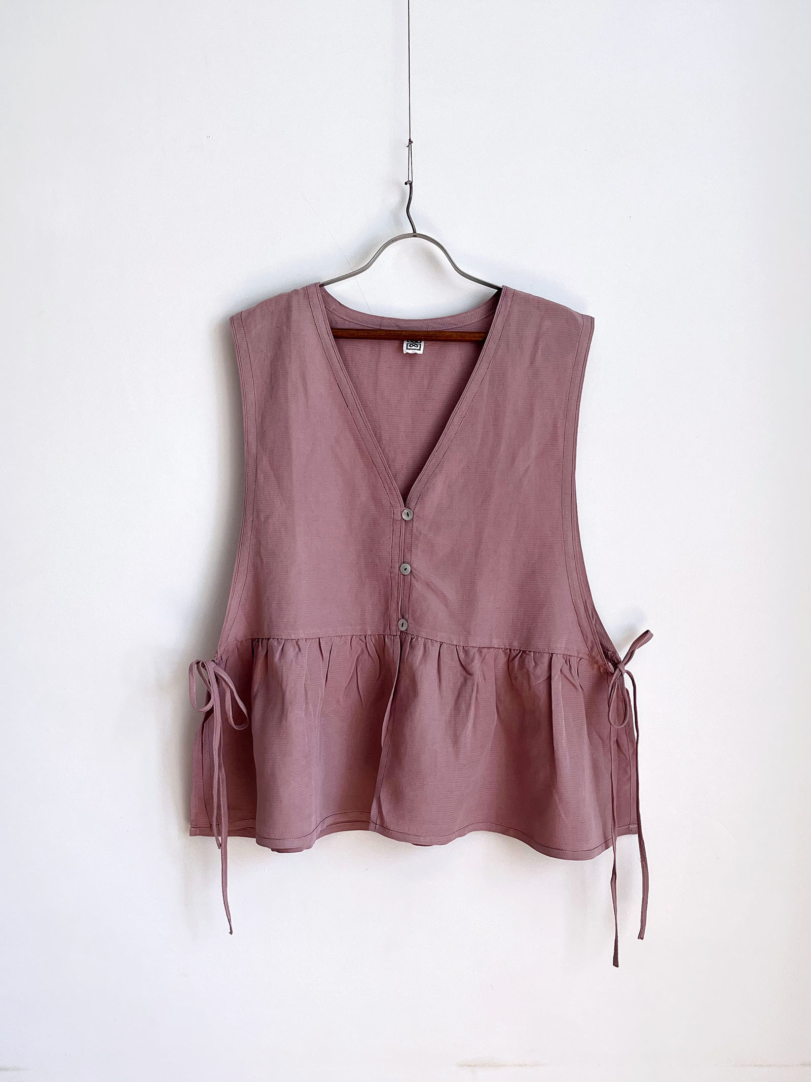 V-Neck Button-Front Tie Vest – Pink - Image 8