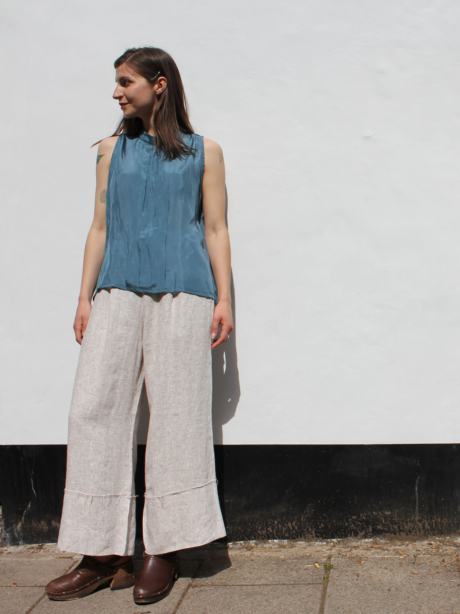 Pleated Stand Collar Sleeveless Top – Blue Silk - Image 6