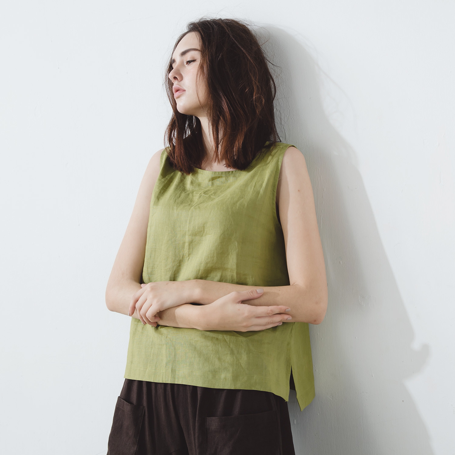 Oval neck linen vest – Coral Pink - Image 8