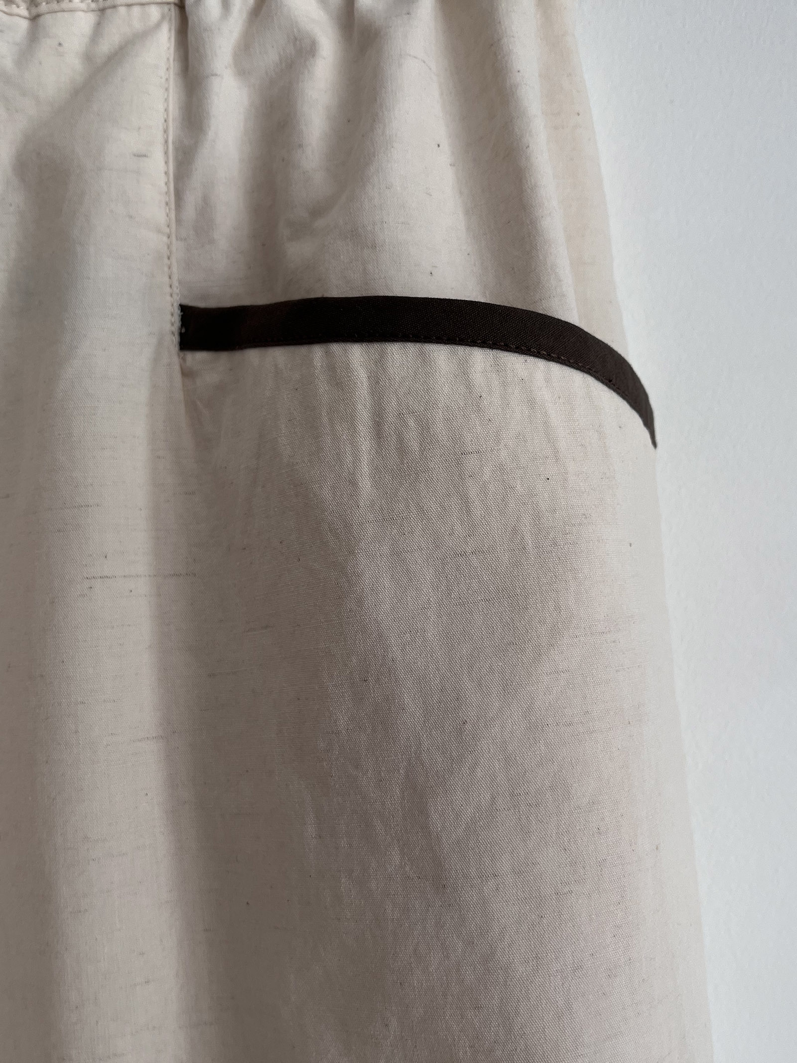 Relaxed Contrast Pocket Trousers – Beige - Image 8