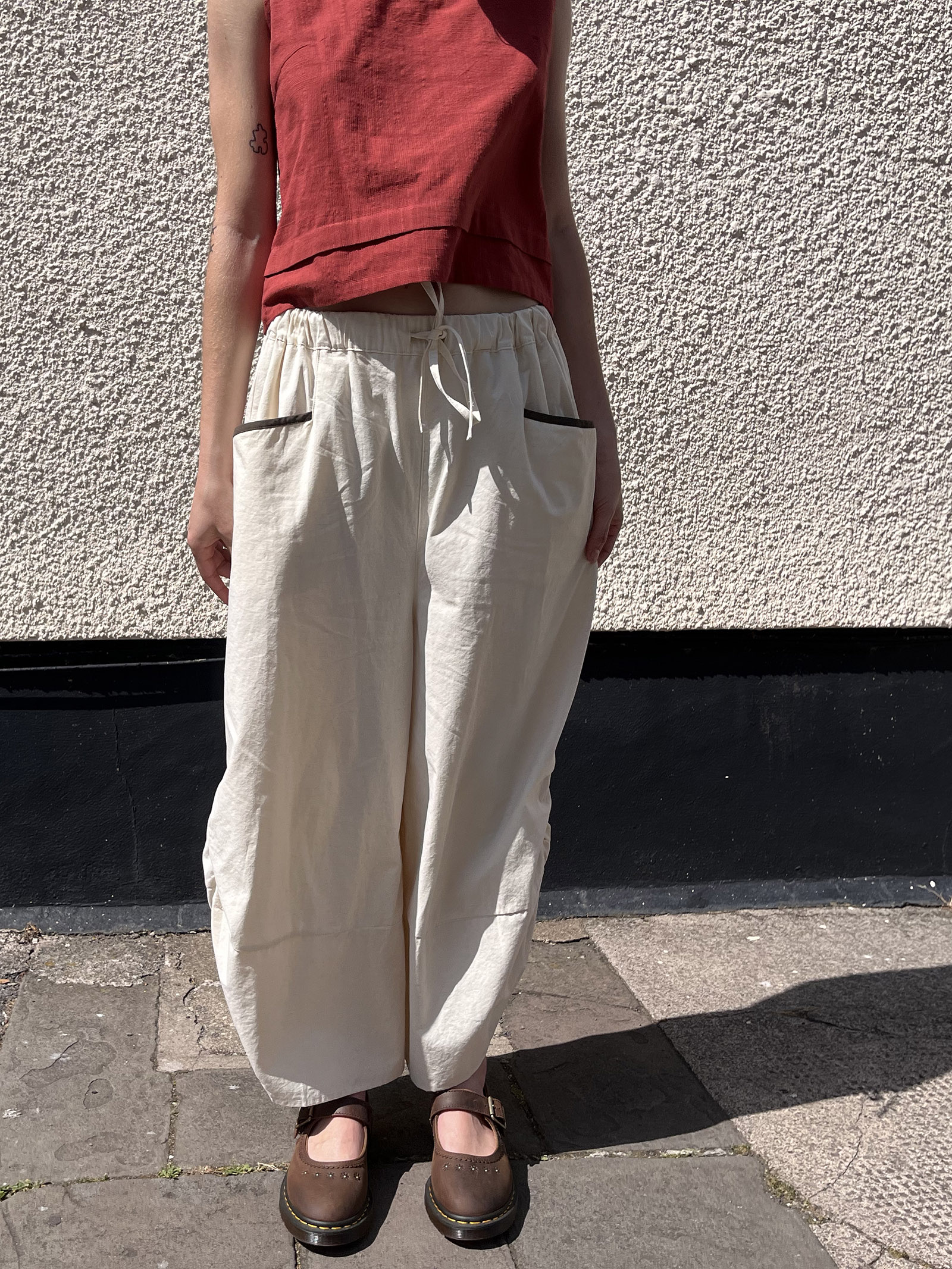Relaxed Contrast Pocket Trousers – Beige - Image 6