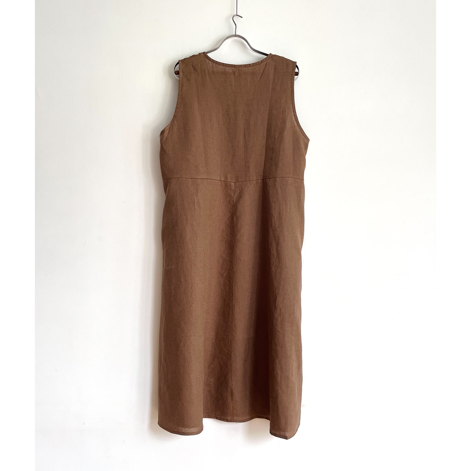 Linen Pleated Sleeveless Dress – Light Brown (L) - Image 4