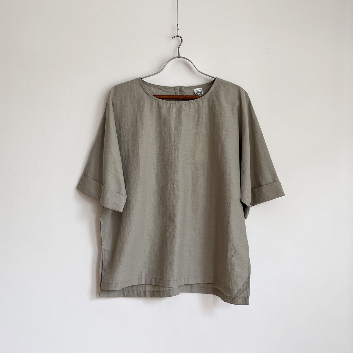 Cuffed Sleeve Top – Light Green